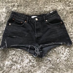 Zara black denim shorts. Size 8 NEVER WORN